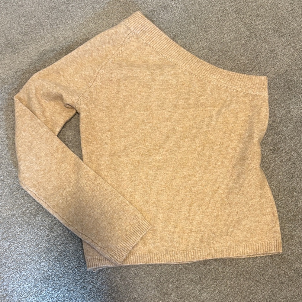 Mango One Sleeve Women's Sweater